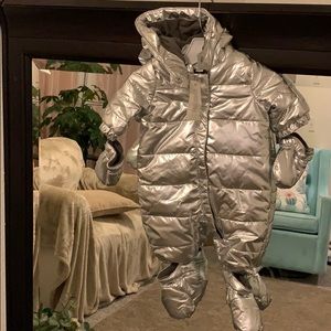 NEW GYMBOREE baby snowsuit mittens shoes h…